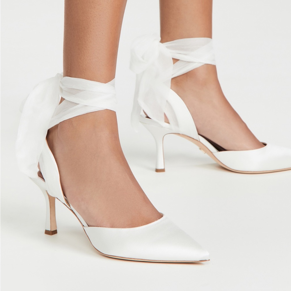 Badgeley Mischka Blaze Pumps